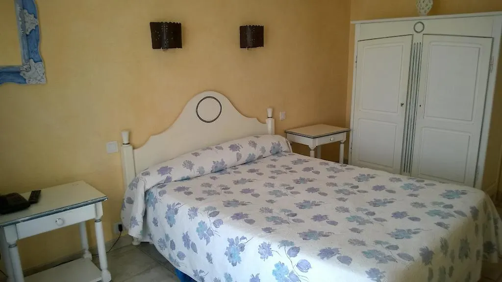 Hotel Les Cavalets Bauduen